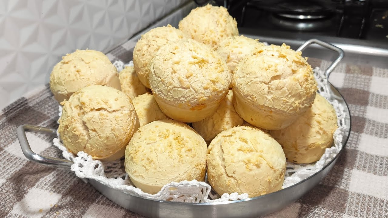PÃO DE QUEIJO DE LIQUIDIFICADOR RÁPIDO, VC NÃO PRECISA ENROLAR UM POR UM !