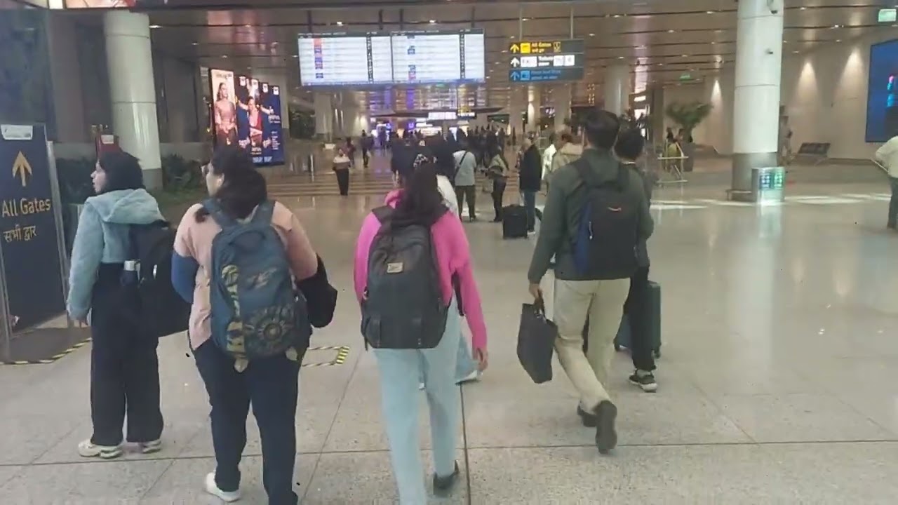 Delhi to Gwalior Indigo flight | check-in | security | Digiyatra | Events | Boarding gate change 