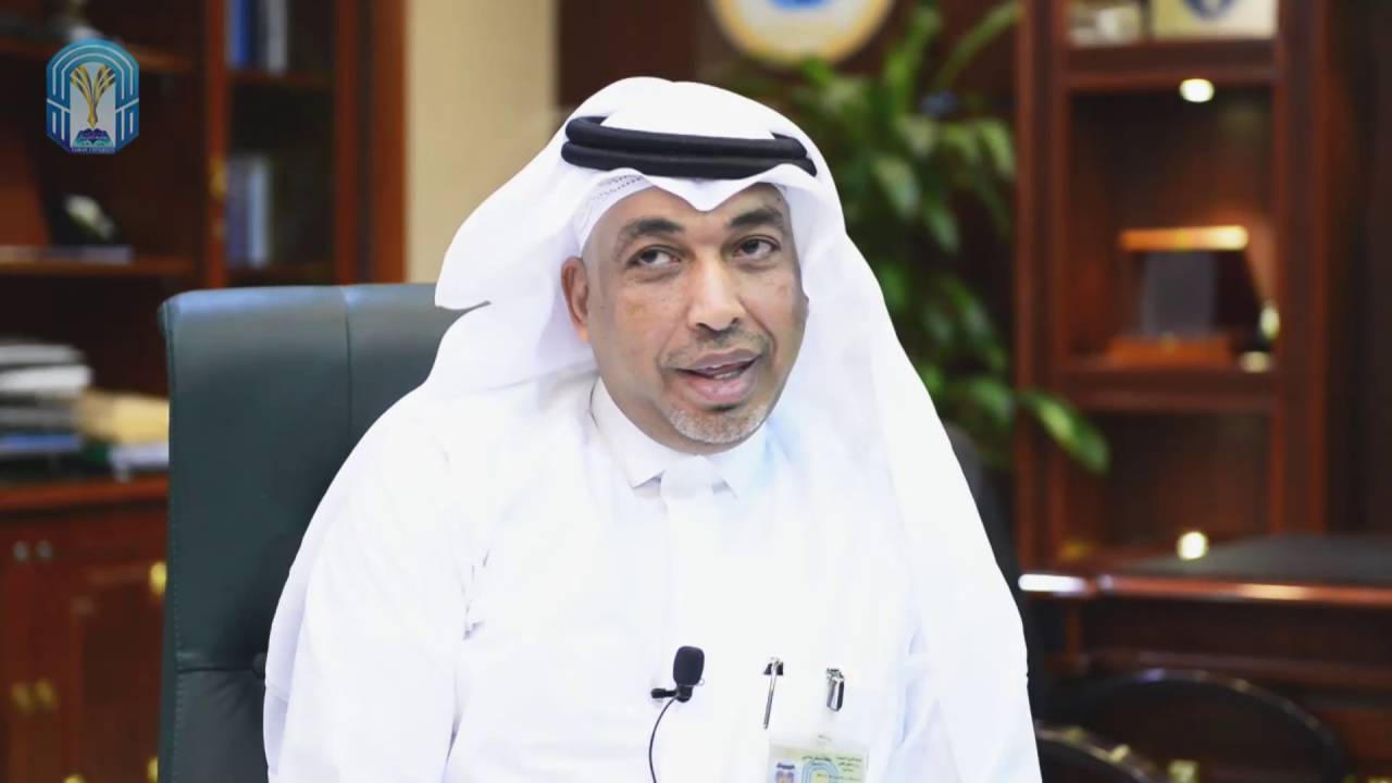 عميد القبول يجيب على محور الانتظام