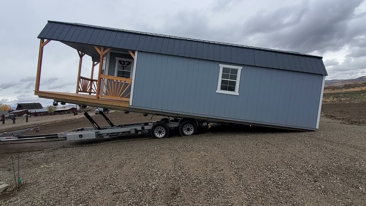 Jon's shed being delivered.