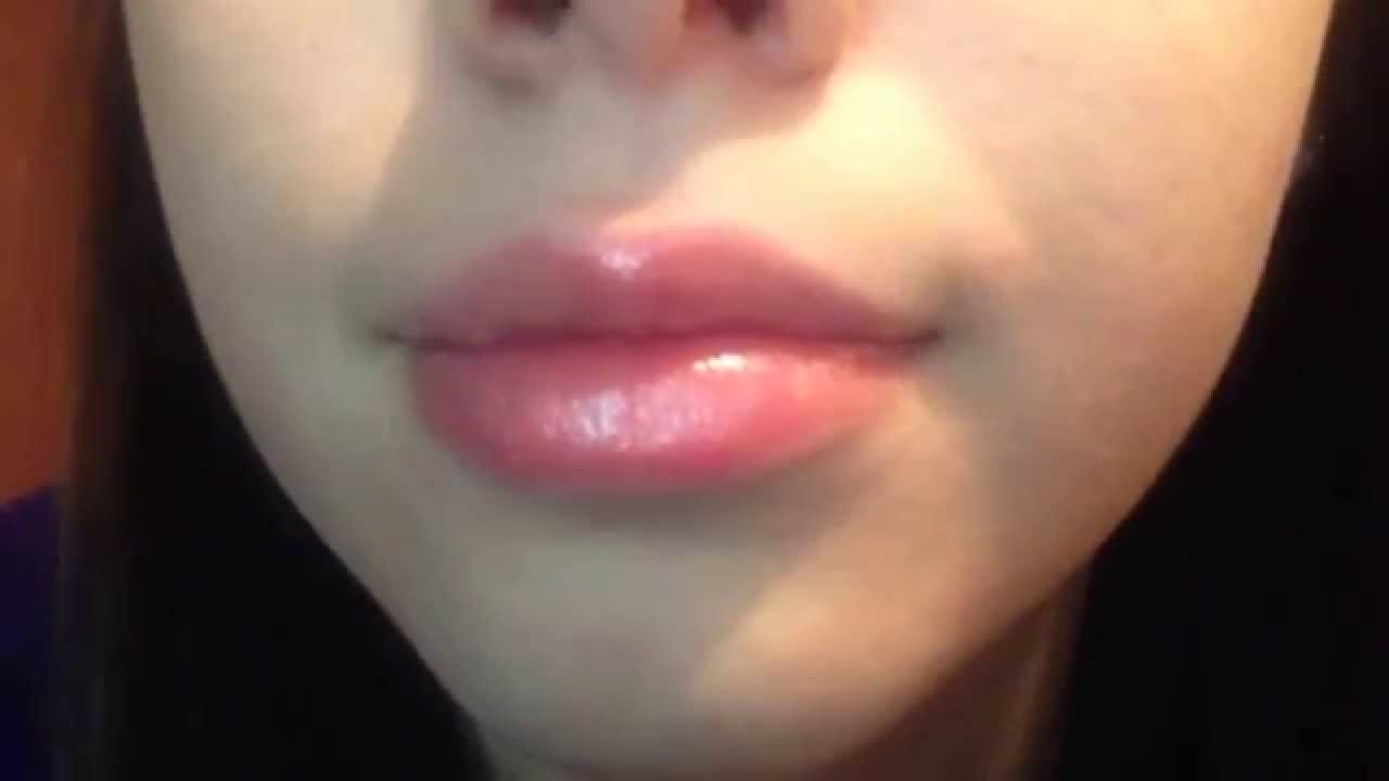 ASMR - Close Up Whisper Reading (Facts About Winter) ❄️❄️