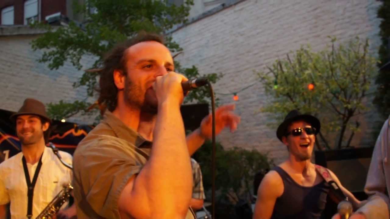 La Familya   production Locale   Video clip