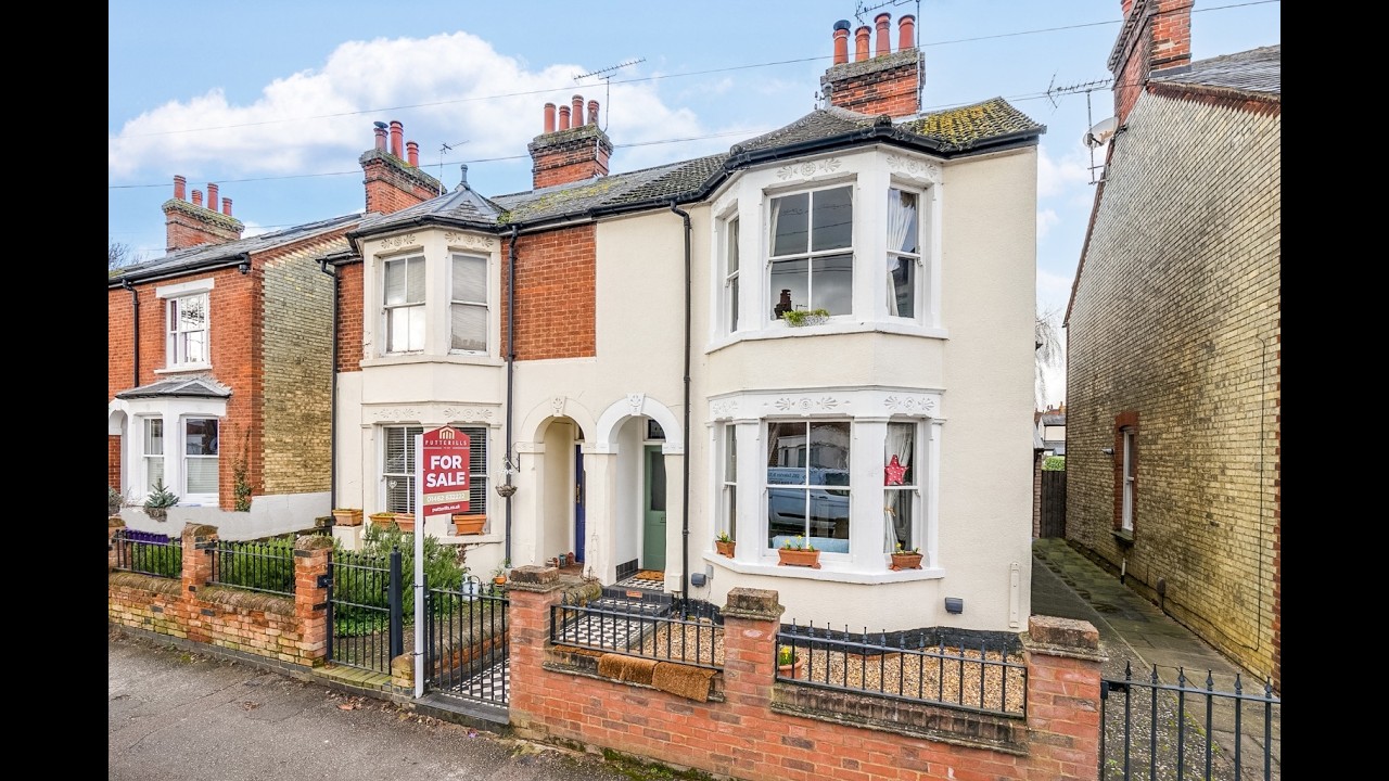 Charming Victorian Home in Desirable Hitchin Location