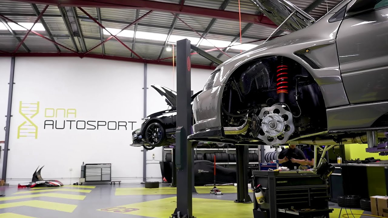 What's the difference between a TracTive Suspension Touring Line Kit and a Road/Track Kit?