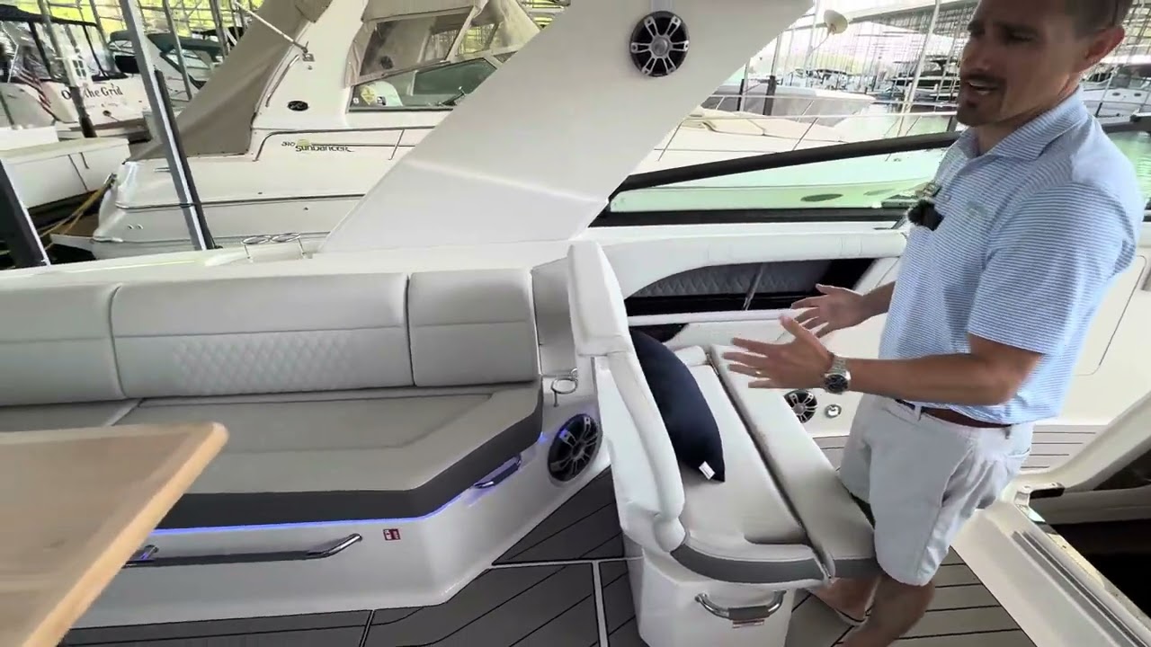 2025 Sea Ray 400 SLX WALKTHROUGH