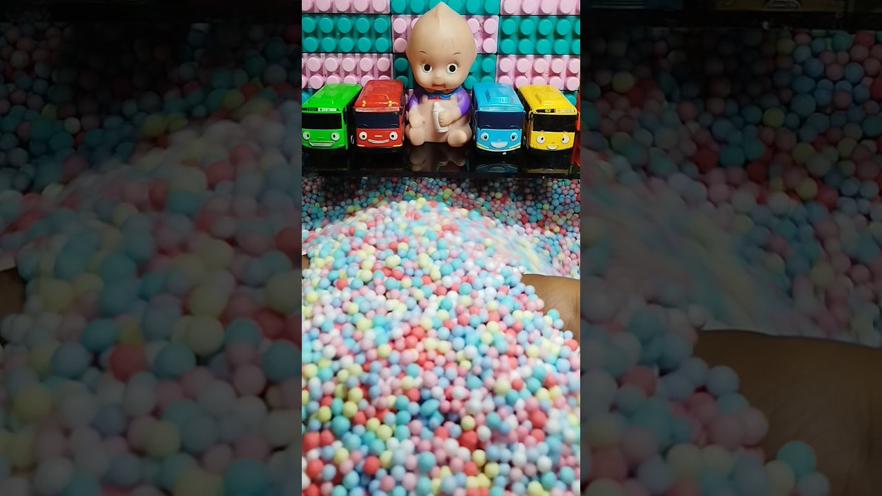 SURPRISE TOYS Mystery In Colorful Balls