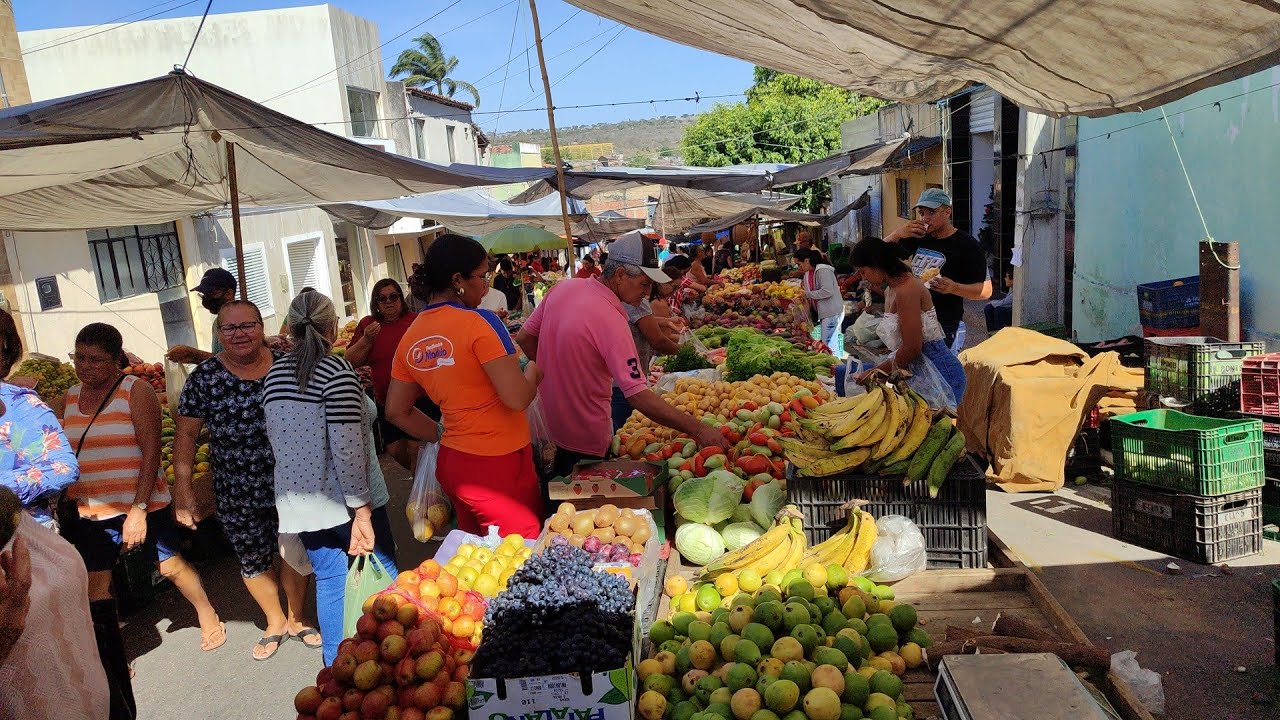 Feira livre em Capoeiras-PE 12/12/25 