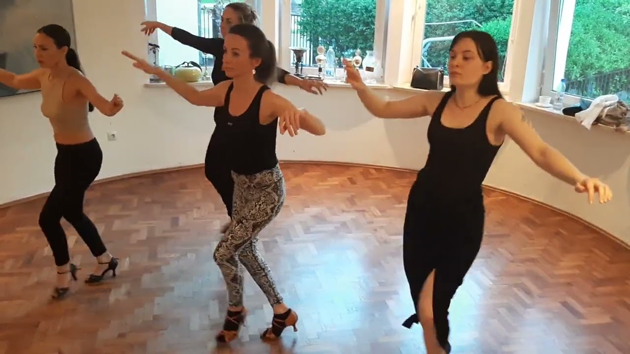 Solo Dla Kobiet... Tańczymy Sambę Pięknie Gratulacje😉#latino