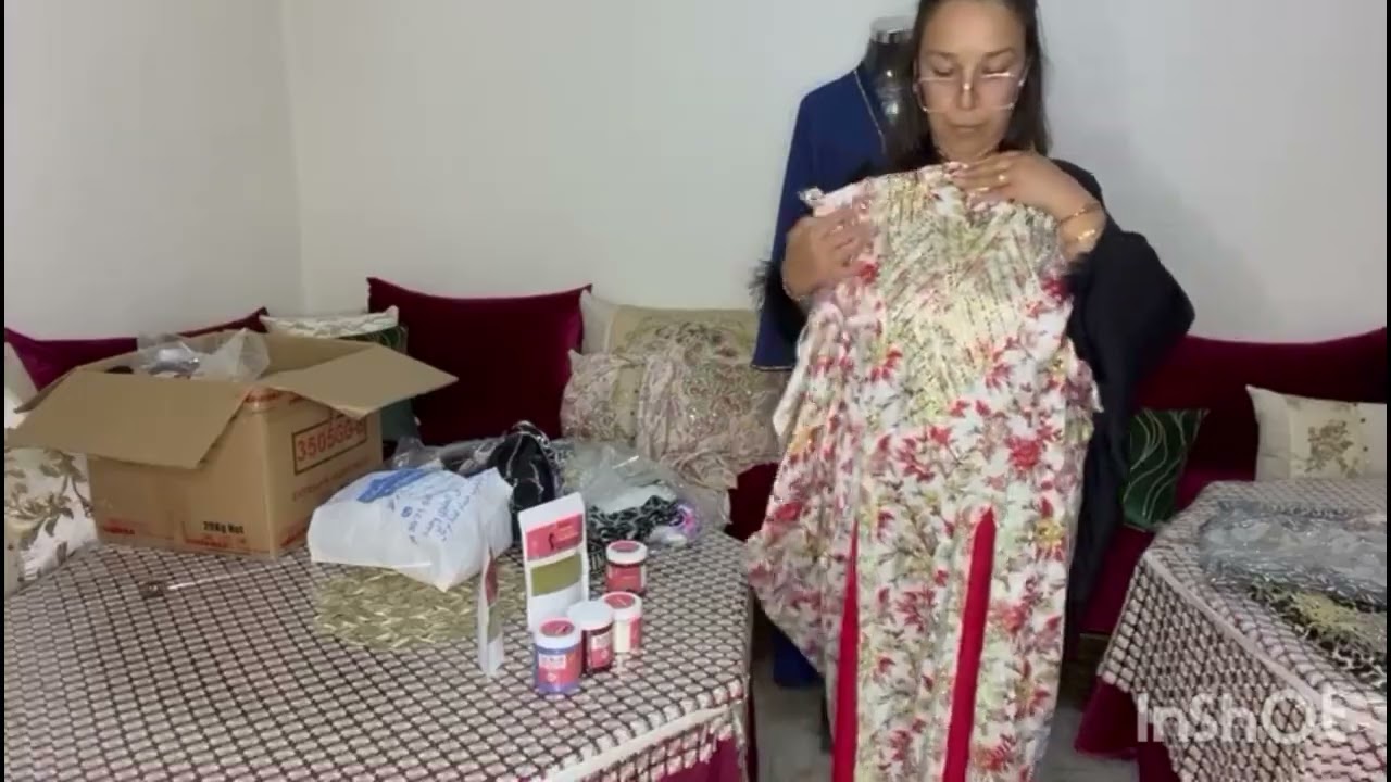 مخاوير اماراتية نوعية جيدة👍💯👍الوان مختلفة توب حرير 💃💃💥💥