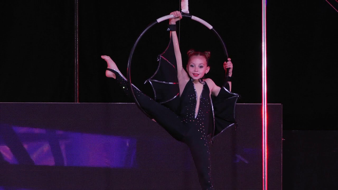 Плутахина Анна, Воздушное кольцо, Дети 9-11, Профи, 1 место, Southern Pole Championship, г. Николаев