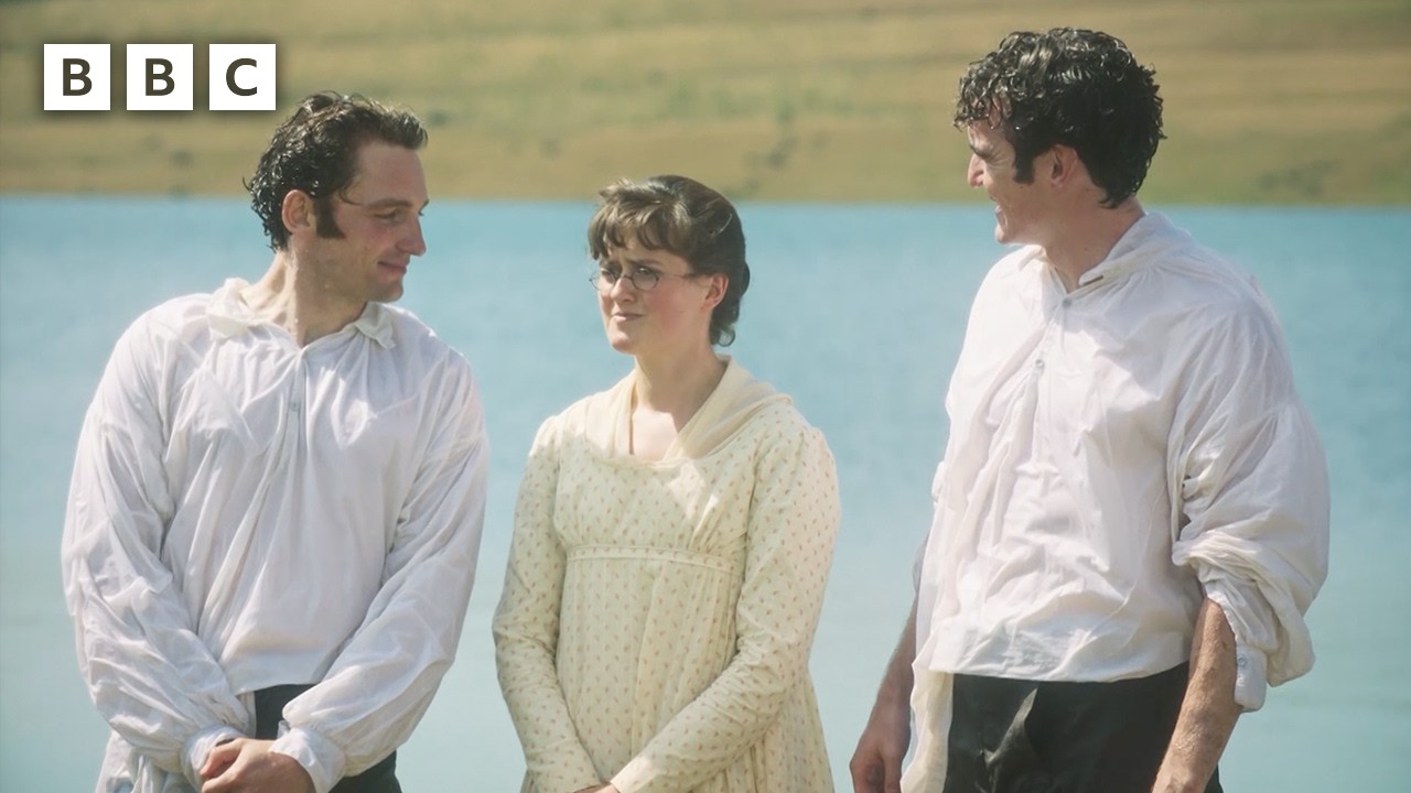 A surprise visitor interrupts Mary and Mr Hayward&rsquo;s boat ride 👀🛶😂 - BBC