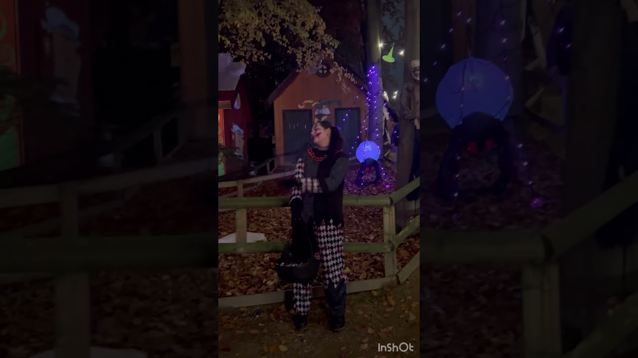 A very spooky start to Halloween in the English countryside 