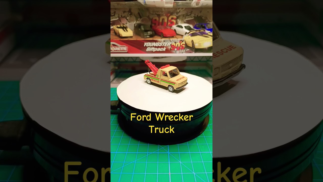 Ford Wrecker Truck - Corgi #diecast #diecastcars #corgitoys #ford #towtruck