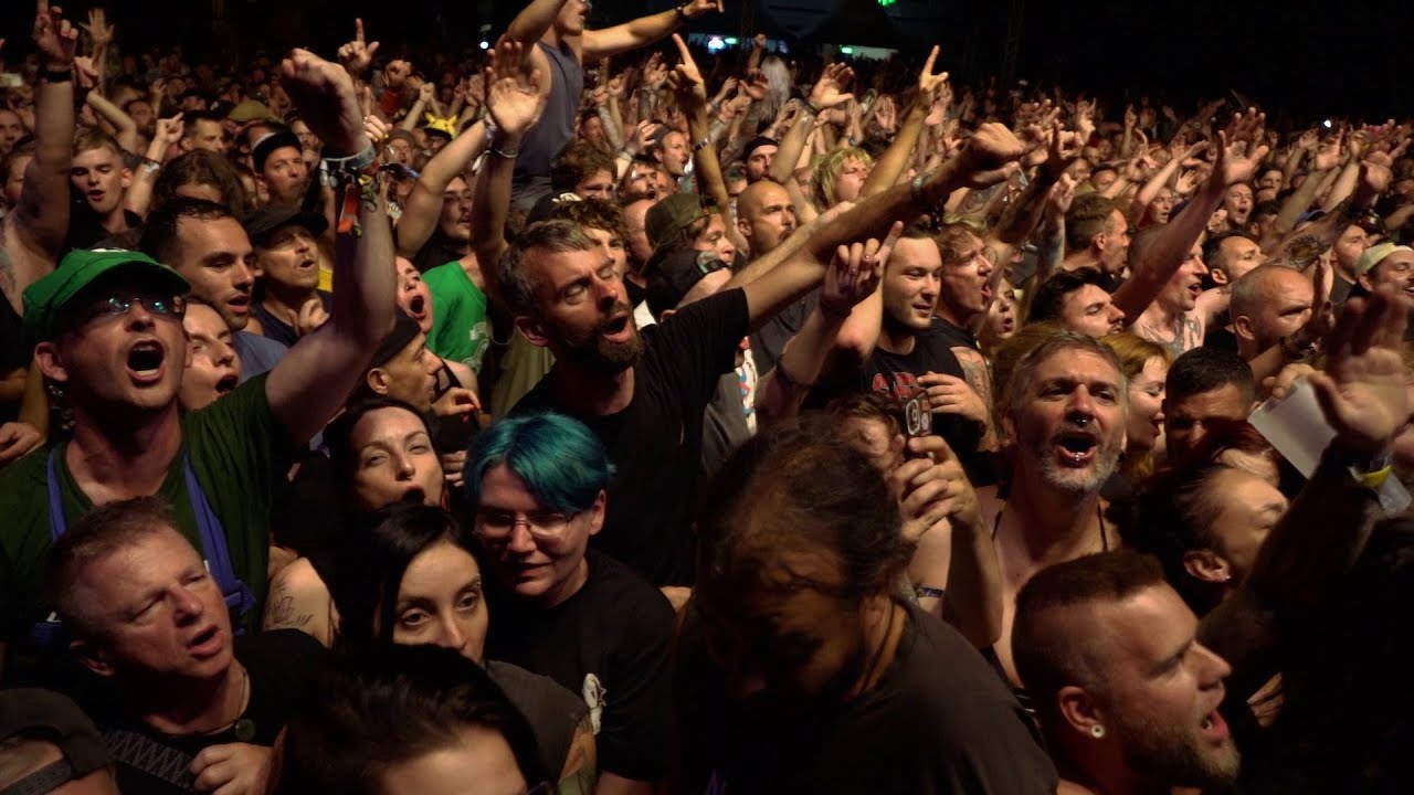 RISE AGAINST - Make It Stop (September&rsquo;s Children) (Multicam) live at Punk Rock Holiday 2.4