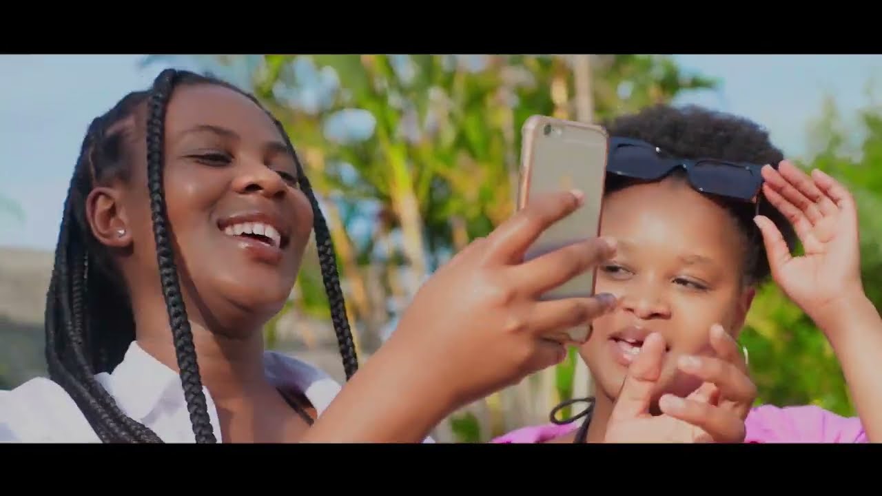 Siyanda Dyonase ft Bra Leo & Crosswavee - Ndiye (Official Music Video)