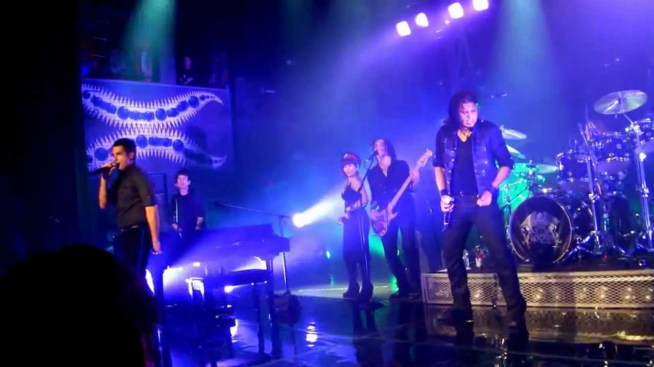 Bicycle Race - QUEEN Extravaganza - Chicago - 2012-06-01 (HD)
