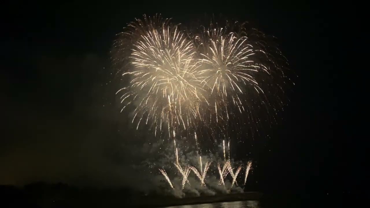 Fuegos artificiales Tarragona pirotecnia el Mediterráneo 2022