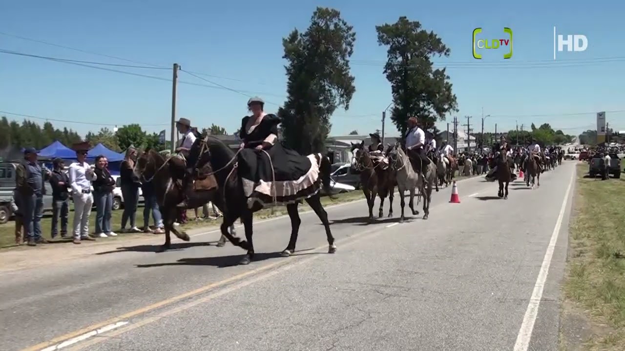 RAFAEL PERAZZA, HOMENAJE A LA MUJER RURAL 2025, DESFILE DE VEHÍCULOS CLÁSICOS Y CABALLERÍA