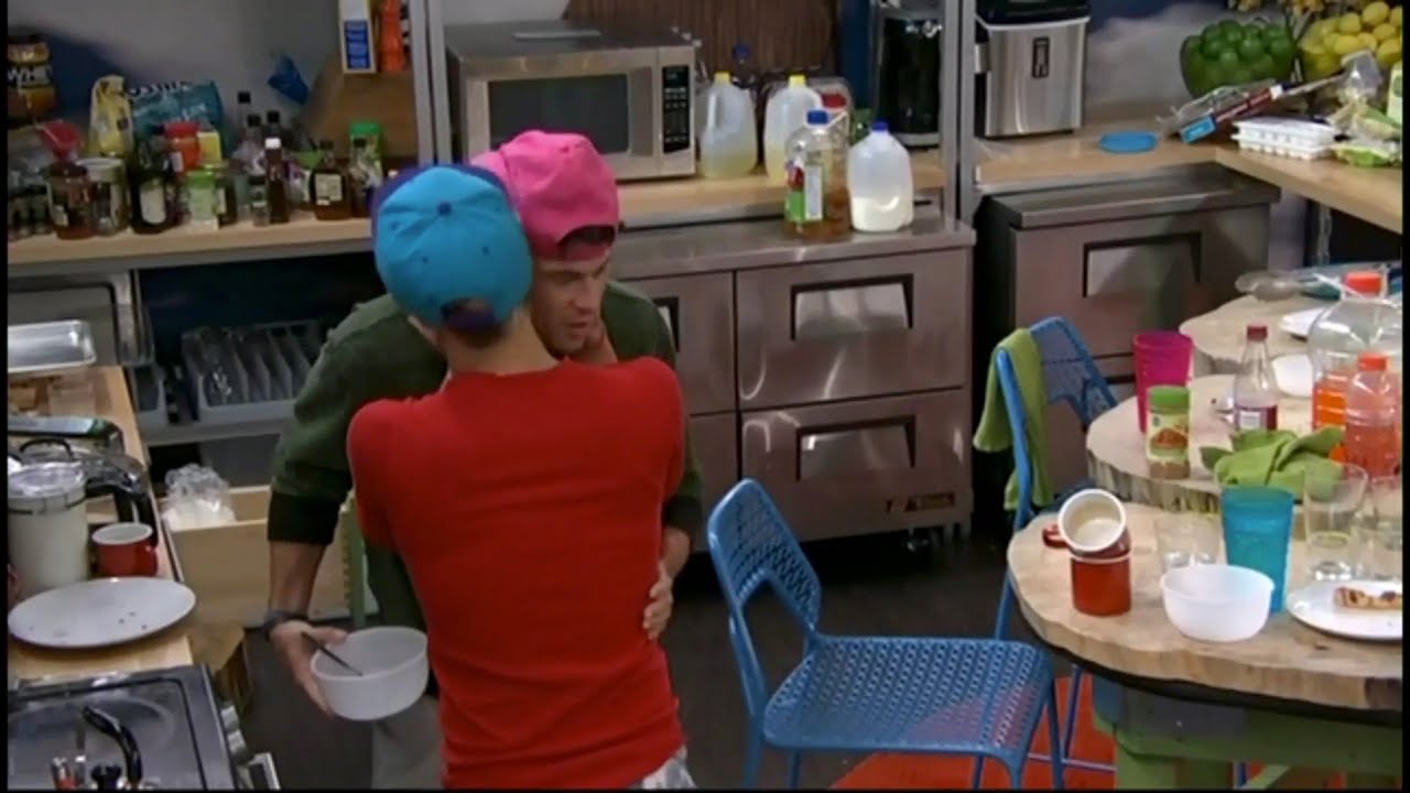 7/20 2:29am - Frankie Kisses Zach Cheek in the Kitchen and Calls him his Boyfriend