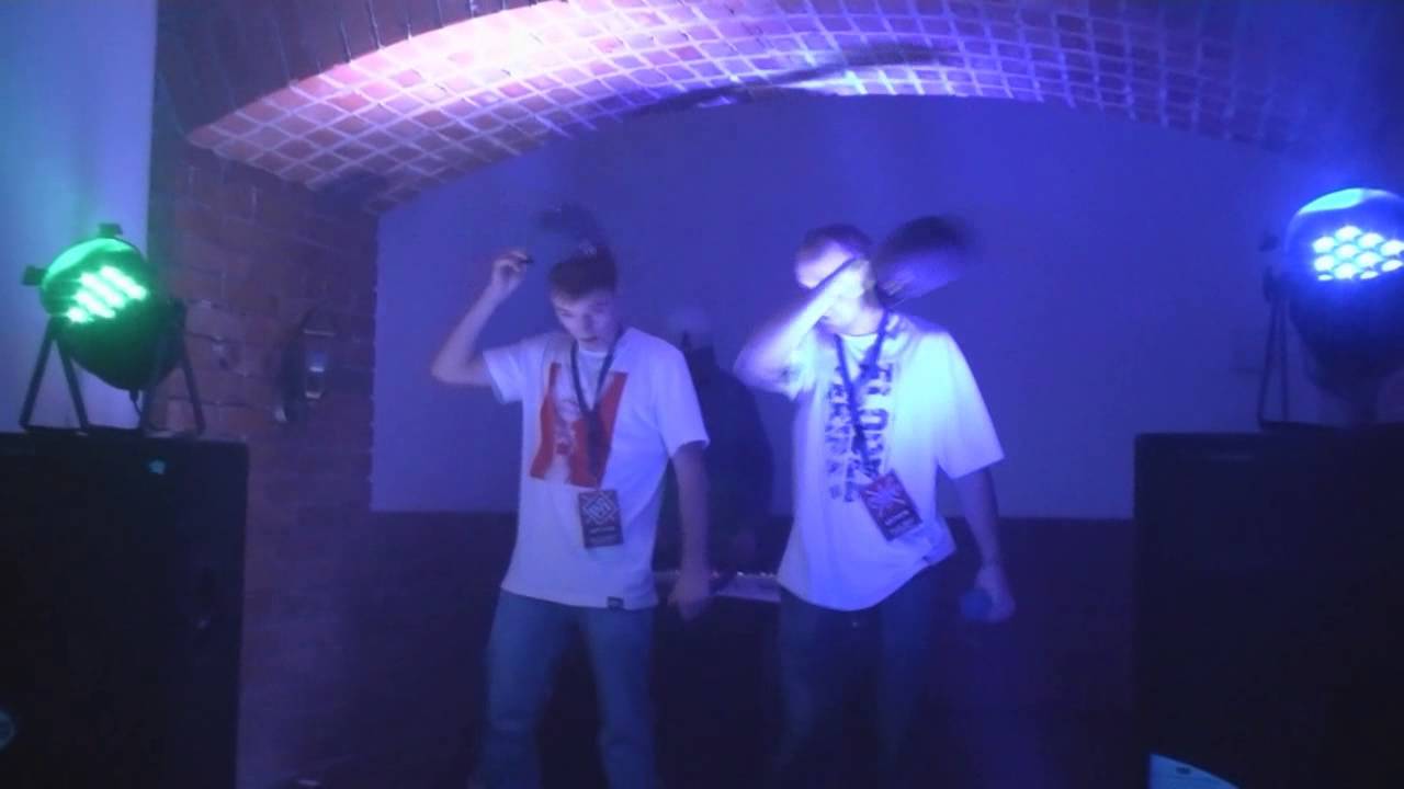 23.11.2013/HipHop Maraton/Kudowa Zdrój/Pub Szachownica - ELOCZE Koncert