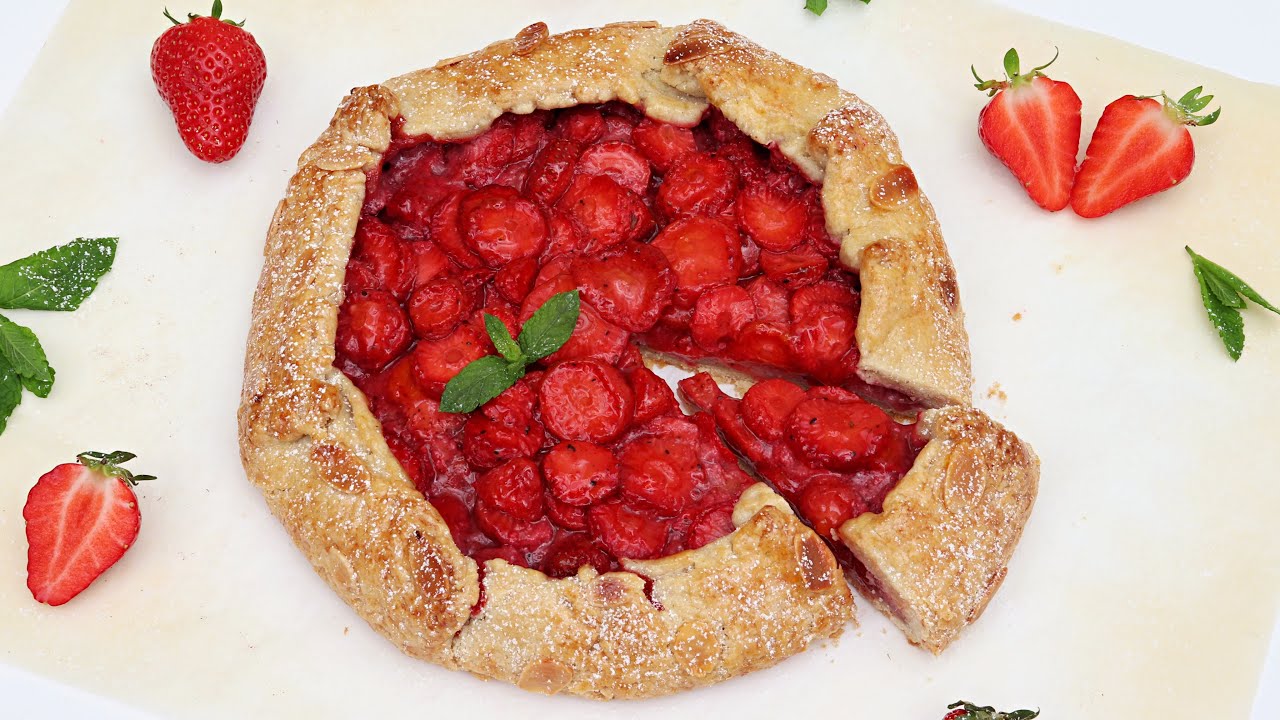 طرز تهیه گلت توت فرنگی با توضیحات کامل Strawberry Galette