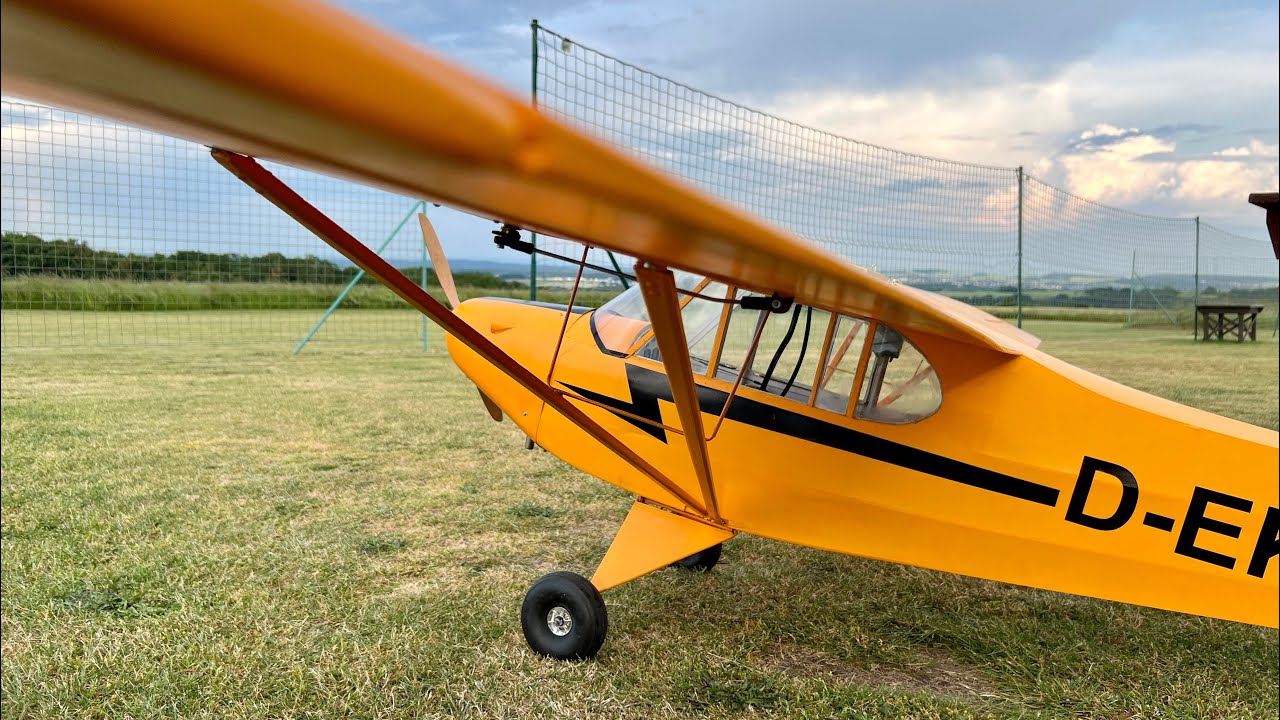 Piper Pa-18 - 1 / 3