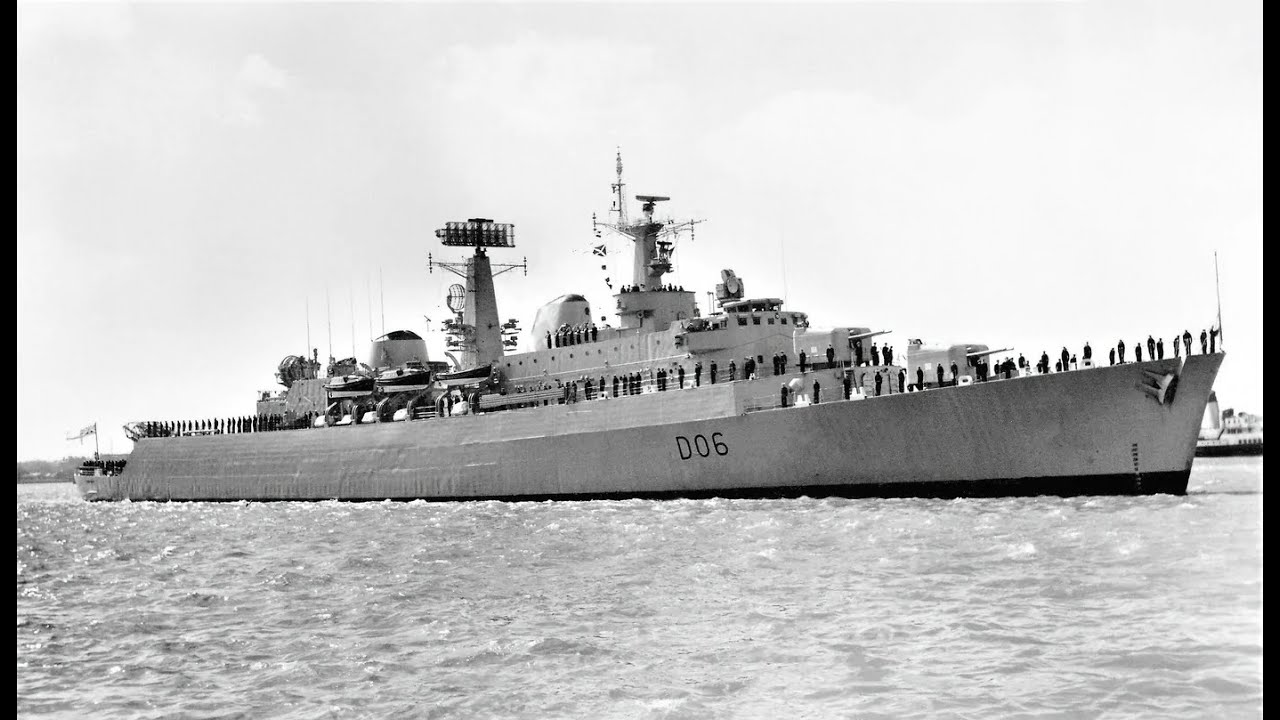 HMS Hampshire D06
