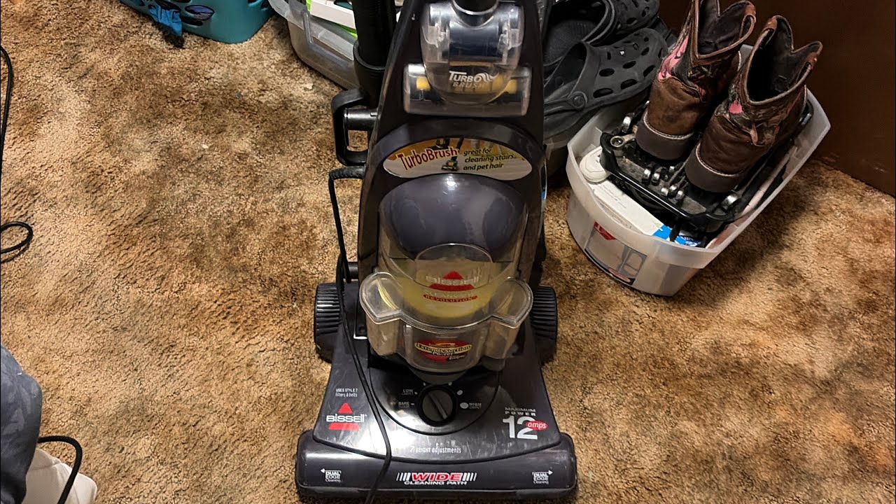 Bissell CleanView Revolution | Quick Vacuuming