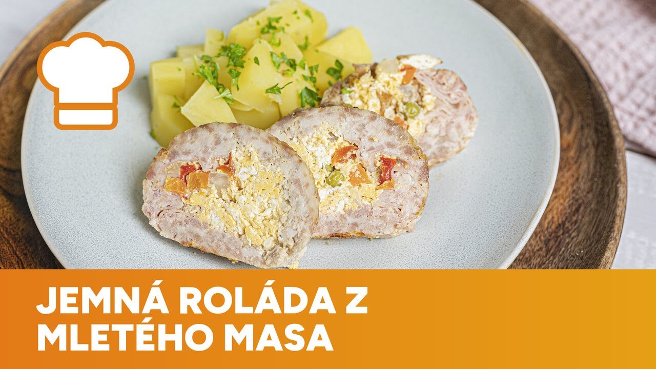 Jemná roláda z mletého masa plněná šunkou, vejci a zeleninou vytvoří na talíři krásnou mozaiku