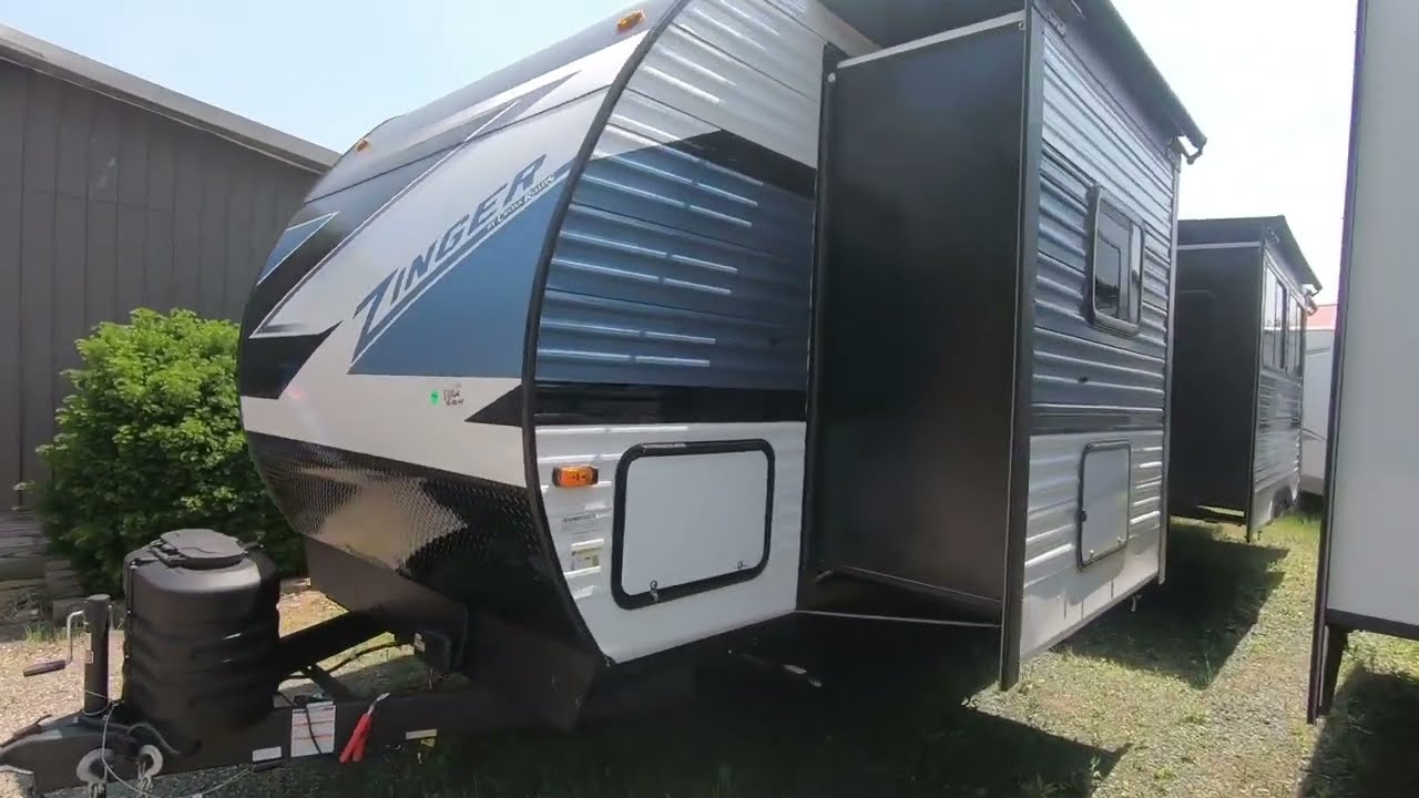 New 2025 CrossRoads Zinger 390DB Travel Trailer For Sale In Cambridge, OH