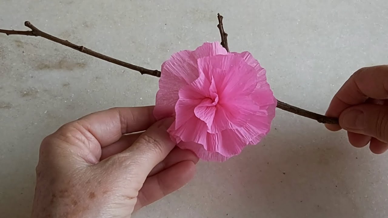 Arranjo Flor de Cerejeira com Papel Crepom #1961