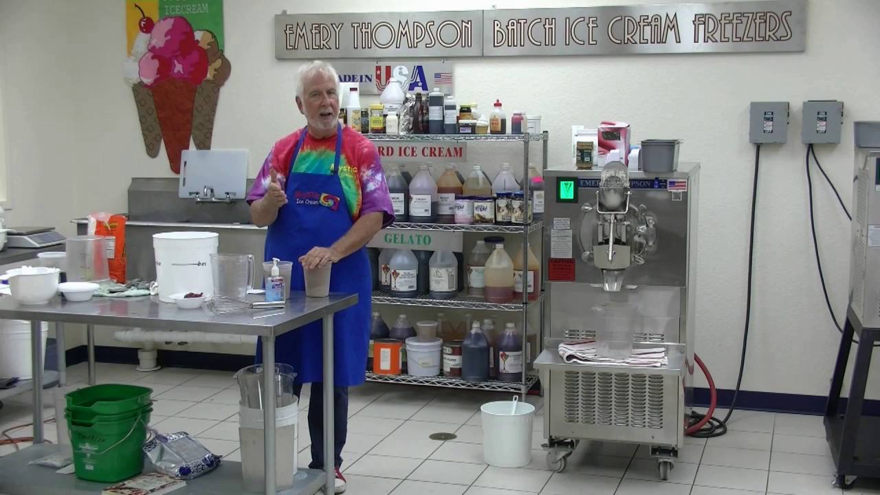 How to Make Reese's Peanut Butter Cup Ice Cream