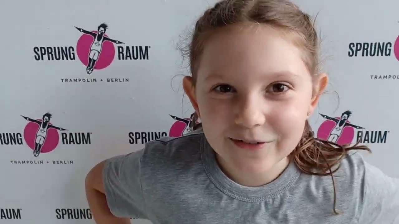 SPRUNG RAUM | Trampolinpark 😊 Sophie ChannelTeenyTuber