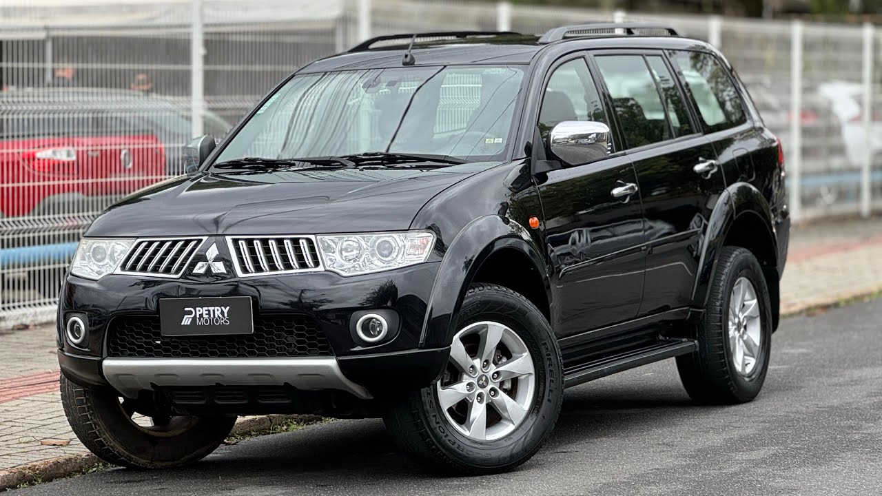 Vendo Pajero Dakar HPE V6 Flex 2013 Única Dona