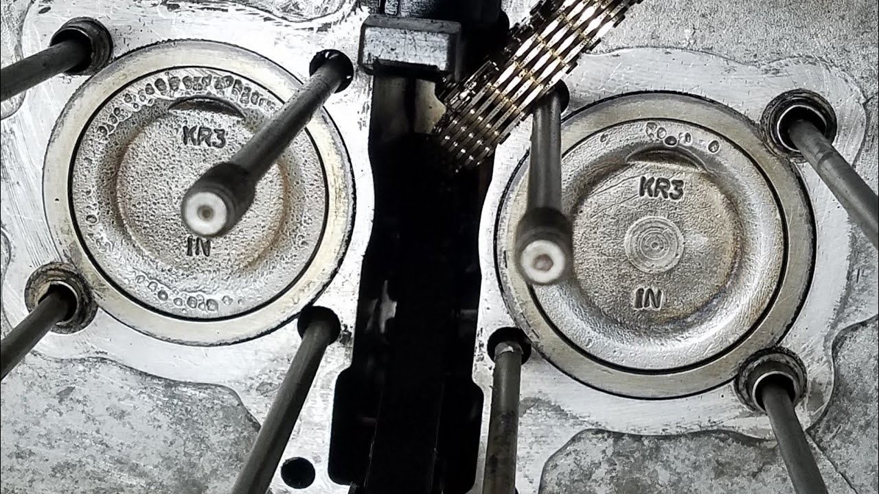 Honda Rebel 250, despiece y limpieza de pistones + Culata