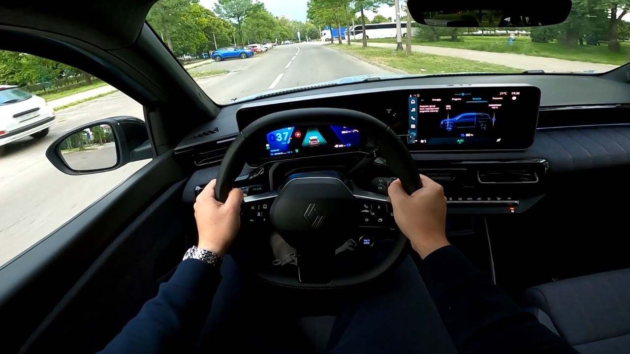 Renault 4 E-Tech Electric [52 kWh, 150 HP] POV Test drive | Fast review CARiNIK