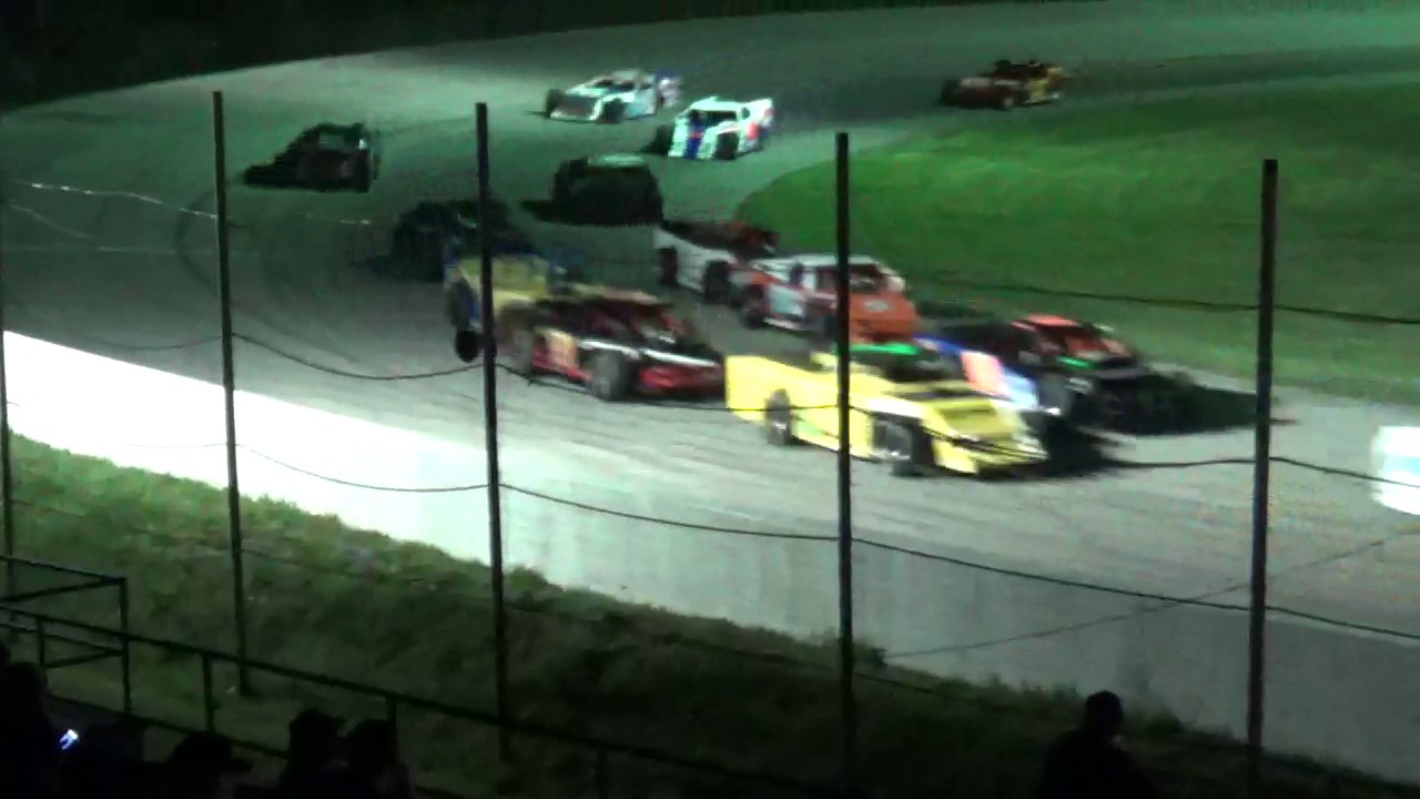 Lorain County Speedway Modifieds 50 lapper 2017 Season Opener