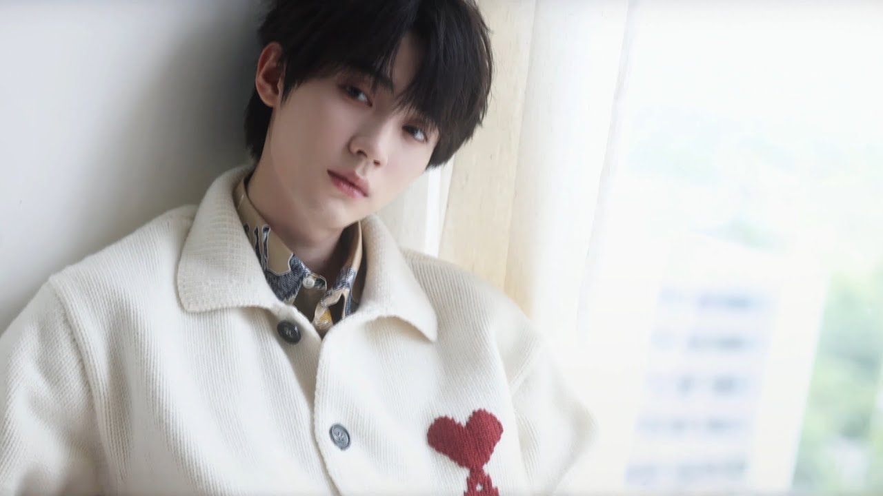 260105 Zhou Yiran 周翊然 「 Ami Paris ❣️ 」