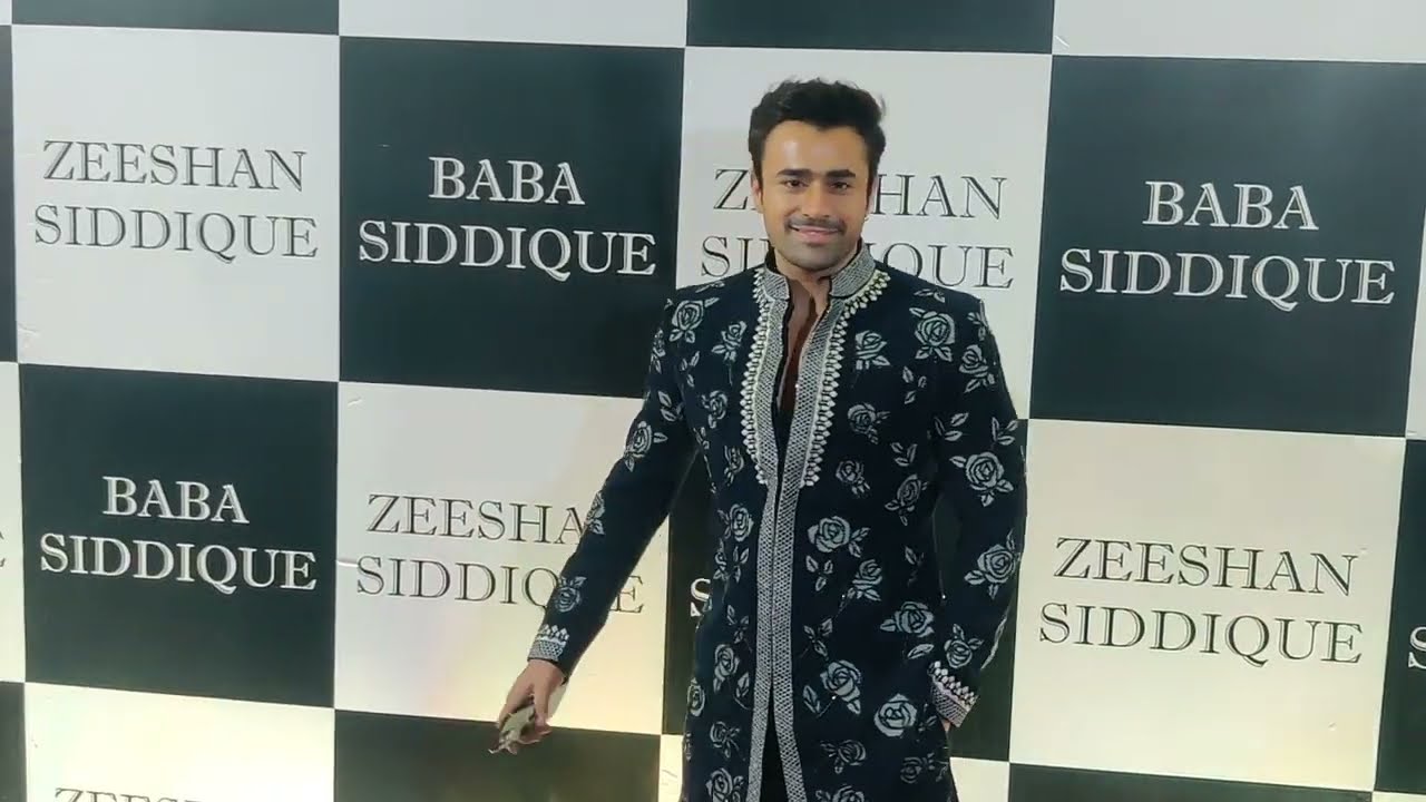 Pearl V Puri At Baba Siddiqui Iftar Party 2023