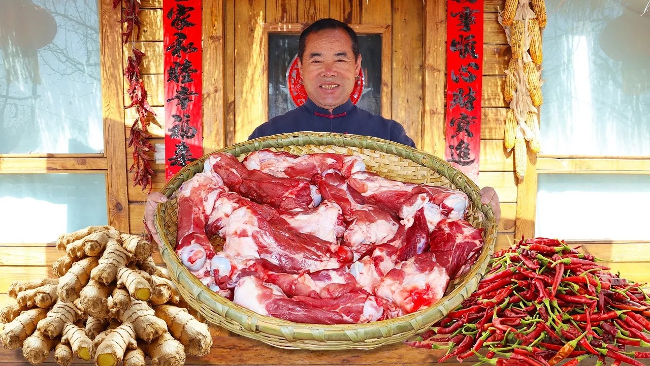 Два корзины свиных костей, тушенных в пряном имбире! Ешь мясо, пей костный мозг|Дядя Сельский Гурман