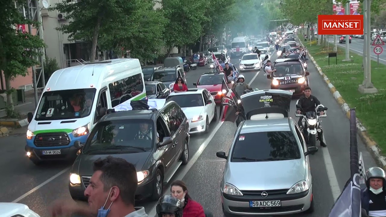 Beşiktaş Şampiyonluğu Muhteşem Bir Şekilde Kutladı