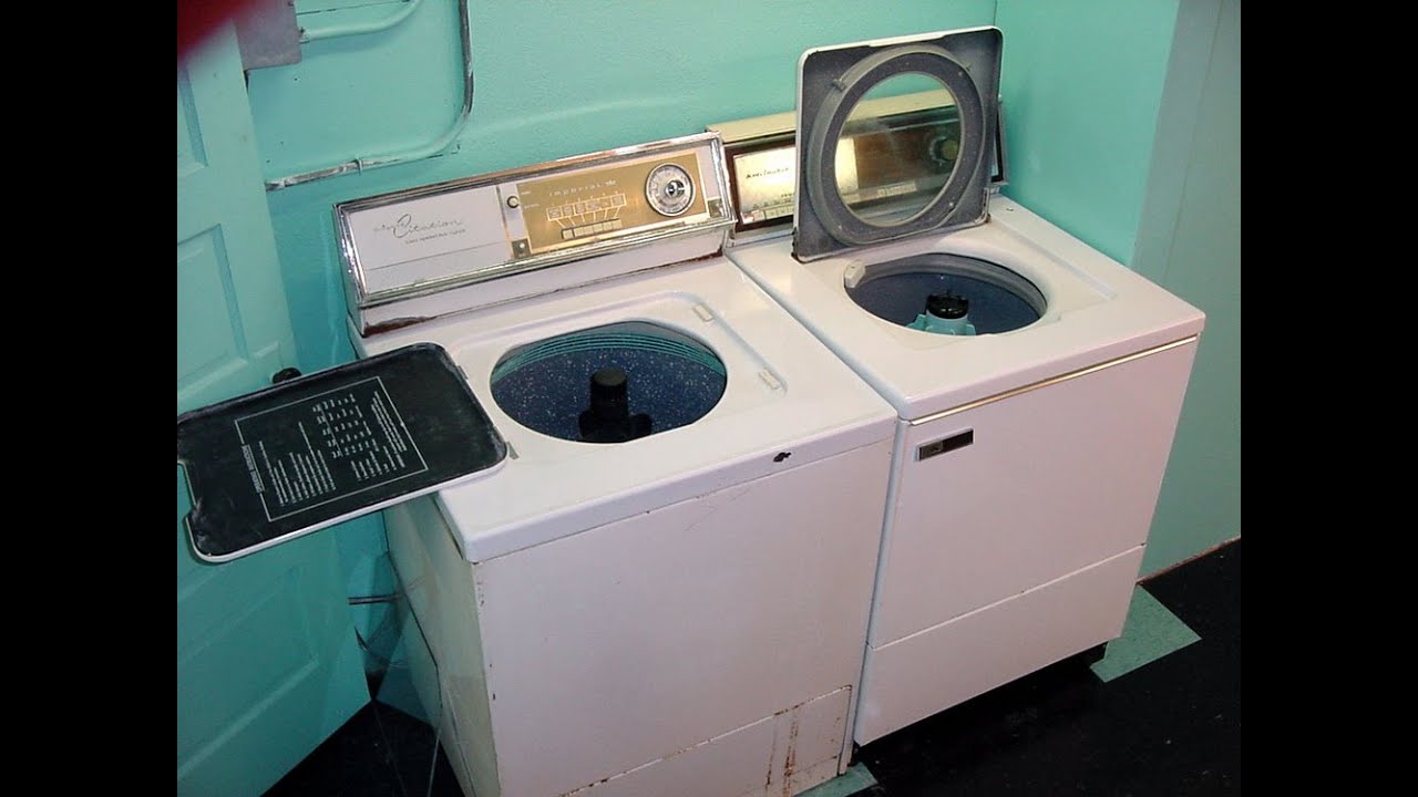 1966 Western-Auto Wizard Automatic Washer - Two Full Cycles