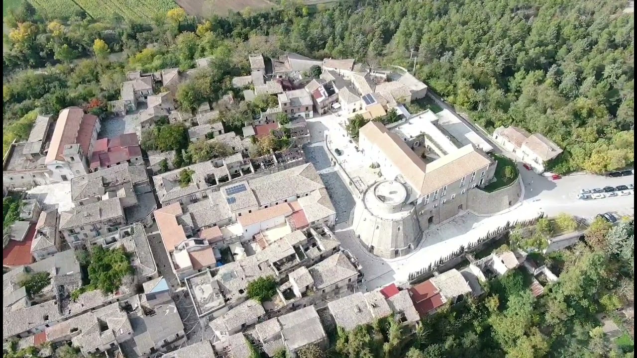 LA CITTÁ FANTASMA APICE VECCHIA LA POMPEI DEL 900