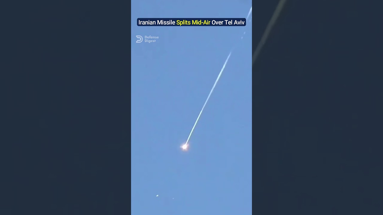 Иранская гиперзвуковая ракета раскололась над Тель-Авивом!!