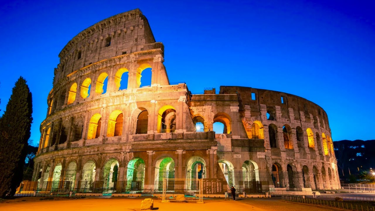 Rome Italy The Eternal city is even more beautiful at night | The monuments at Night