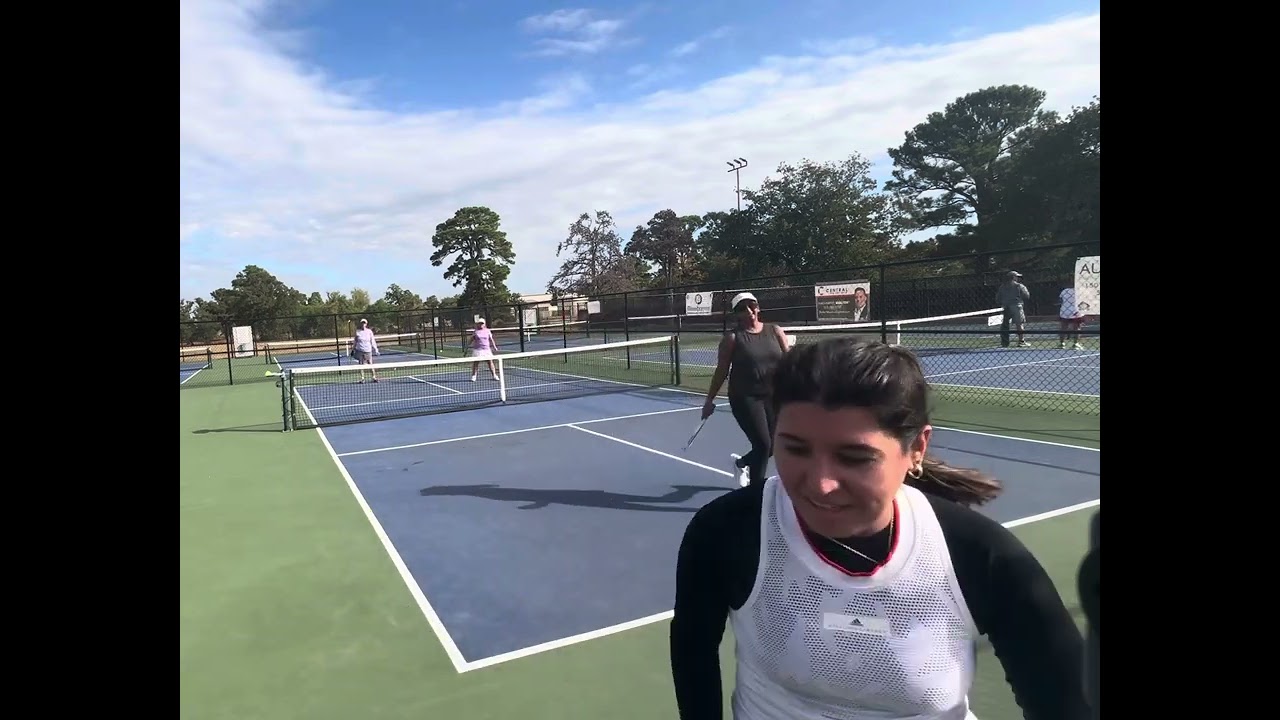 Women doubles pickleball tournament, 3.0-3.4 DUPR Bastrop TX Last 3 mins of bronze match sorry