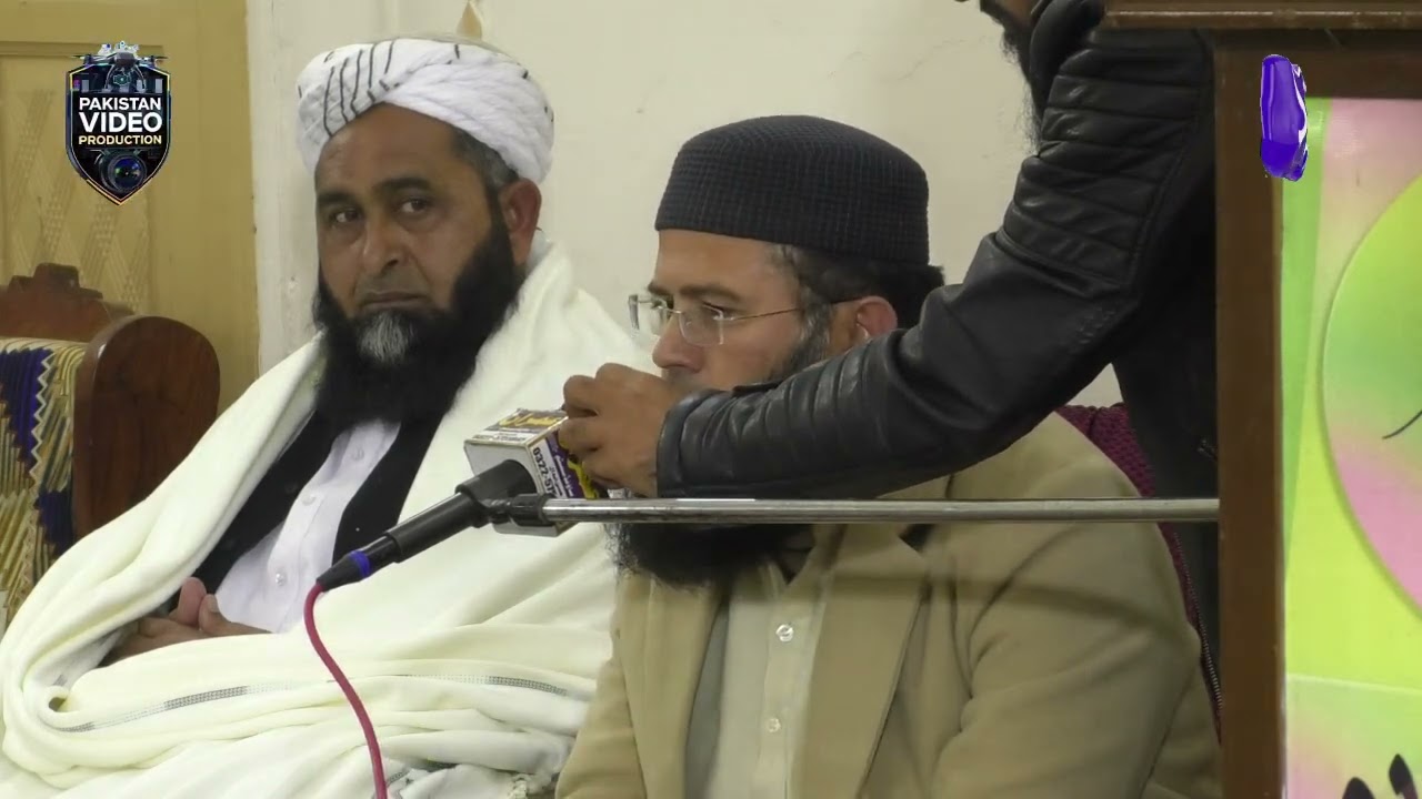  قاری انوار الحق صاحب  رب ذوالجلال کی لاریب کلام کی تلاوت پیش کرتے ھوئے 4.12.2028