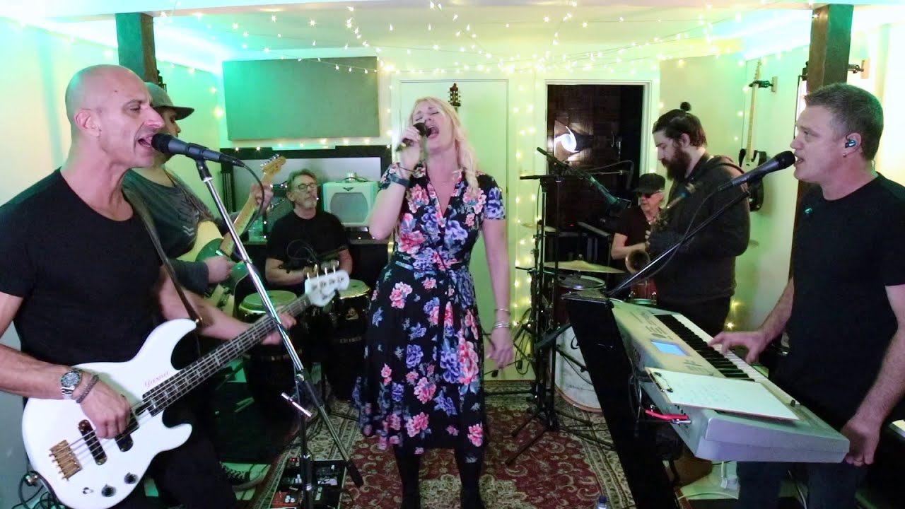 'HEADING IN THE RIGHT DIRECTION' (RENEE GEYER) cover by the HSCC
