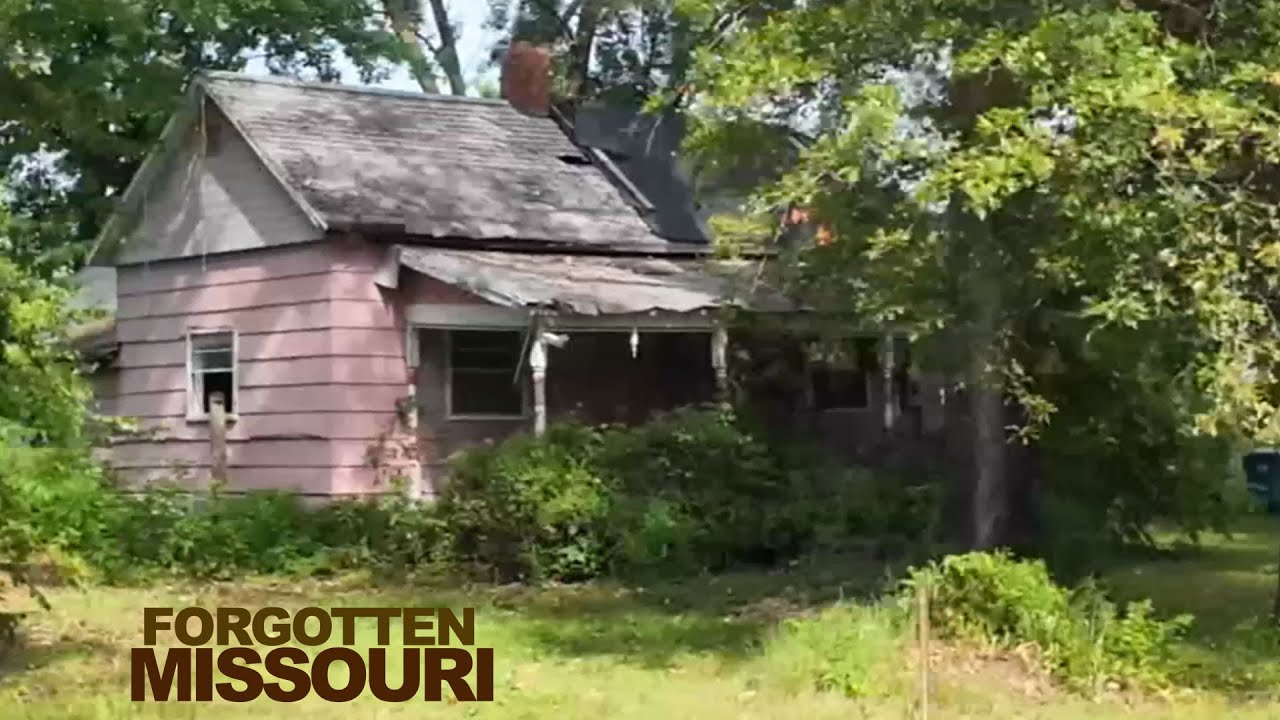 I Explored Six Backroads Towns Off Old, Two Lane Highways - MISSOURI