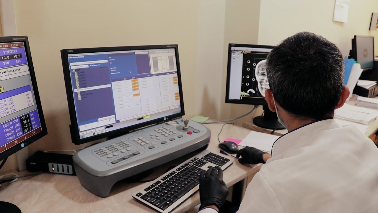 Հայաստանում միակ քաղցկեղի բուժման IMRT մեթոդով արագացուցիչը. Պրոֆեսոր Ներսես Քարամյան